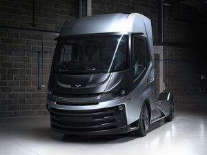 Supporting image for story: This hydrogen-powered commercial vehicle could show the future of the haulage industry