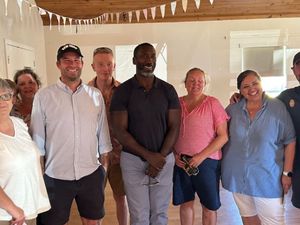 Supporting image for story: Baschurch Junior Football Club welcomes Chelsea legend Jimmy Floyd Hasselbaink for a day to remember
