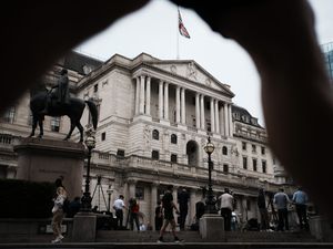Supporting image for story: AI firms vulnerable to sharp drop in valuations, Bank of England warns