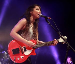 KT Tunstall. Pictures by: Andy Shaw