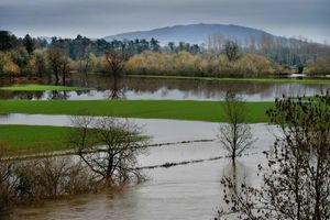 Flooding along plains outside Shrewsbury this week