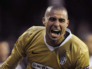 Supporting image for story: Latest transfer rumours – August 26