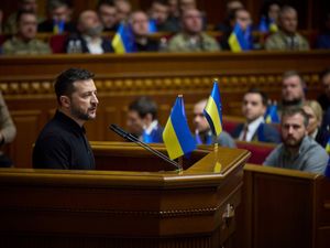 Supporting image for story: Zelensky pushes for Nato membership as he unveils ‘victory plan’