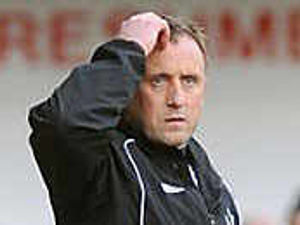 Supporting image for story: No loan captures for Harriers