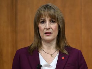 Supporting image for story: Reeves signals manifesto-busting Budget will hike taxes