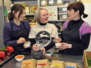 Supporting image for story: DIY Curry kit proves to be a hot tip for dieters