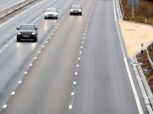Supporting image for story: Benefits of smart motorways ‘wasted’ as drivers avoid extra lane – survey