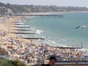 Supporting image for story: Temperatures to soar again on Sunday amid amber heat health alert