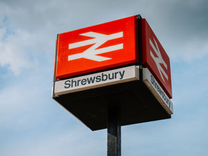 Supporting image for story: Train commuters between Shrewsbury and Machynlleth warned of disruption 