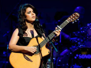 Supporting image for story: Katie Melua concert review – Birmingham Symphony Hall