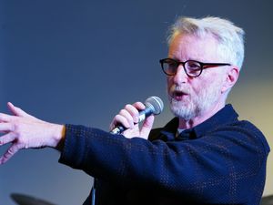 Supporting image for story: Billy Bragg mourns lack of musicians singing about issues of working people