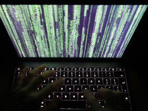 Supporting image for story: MPs: Ministers must give protections to creative sector amid AI copyright fears