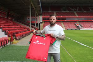 Danny Guthrie has signed a new deal (Credit: Walsall FC)