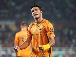 Supporting image for story: Raul Jimenez's Wolves rise down to him – Nuno