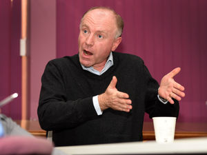 Supporting image for story: MP calls for an end to 'second rate' broadband connections