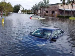 Supporting image for story: At least eight dead and millions still in the dark following Hurricane Milton