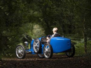 Supporting image for story: Bugatti reveals £26k all-electric toy car version of its iconic Type 35 racer