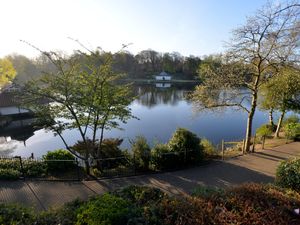 Supporting image for story: Hundreds sign petitions to protect Walsall Arboretum jobs