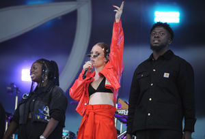 Jess Glynne on stage