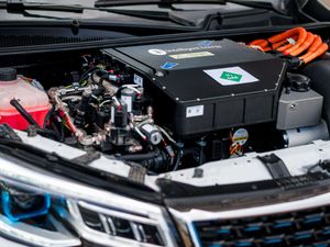 Supporting image for story: British-made compact hydrogen fuel cell aims to make zero-emission mobility a reality