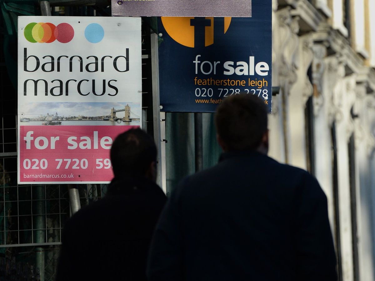 Mortgage approvals to home buyers drop to lowest level in year-and-a-half