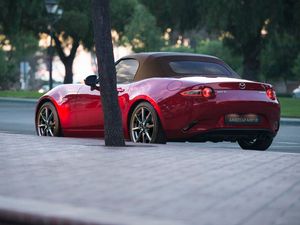 Supporting image for story: Mazda MX-5 refresh delivers more power and improved safety