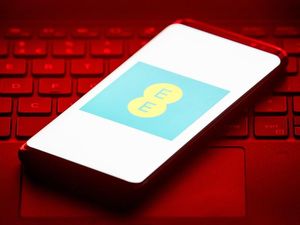 Supporting image for story: EE fined for sending customers marketing texts without consent