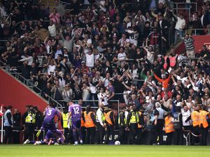 Supporting image for story: Ryan Sessegnon’s stoppage-time strike snatches Fulham victory at Southampton