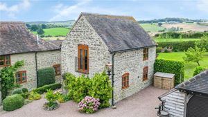 The separate annexe, picture: Rightmove and Nock Deighton