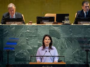 Supporting image for story: Leaders convene at UN as world convulses in war