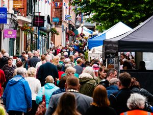 Supporting image for story: Oswestry's stalled market a success again and could be expanded
