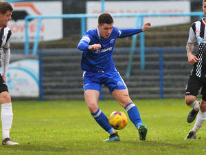 Supporting image for story: Robbie to stay put with Yeltz