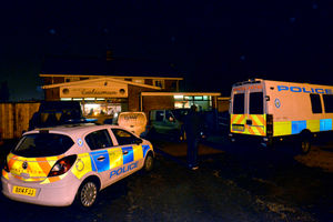 WOLVERHAMPTON NEWS EXPRESS & STAR ( JOHN SAMBROOKS ) 05/03/16 Police carry out an early evening raid on the Talisman pub in Underhill Lane, Wolverhampton.. .