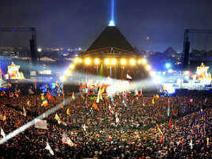 Supporting image for story: Dirty toilets and sweaty tents - why I hate festivals