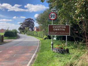 The 20 miles per hour sign coming from Penley