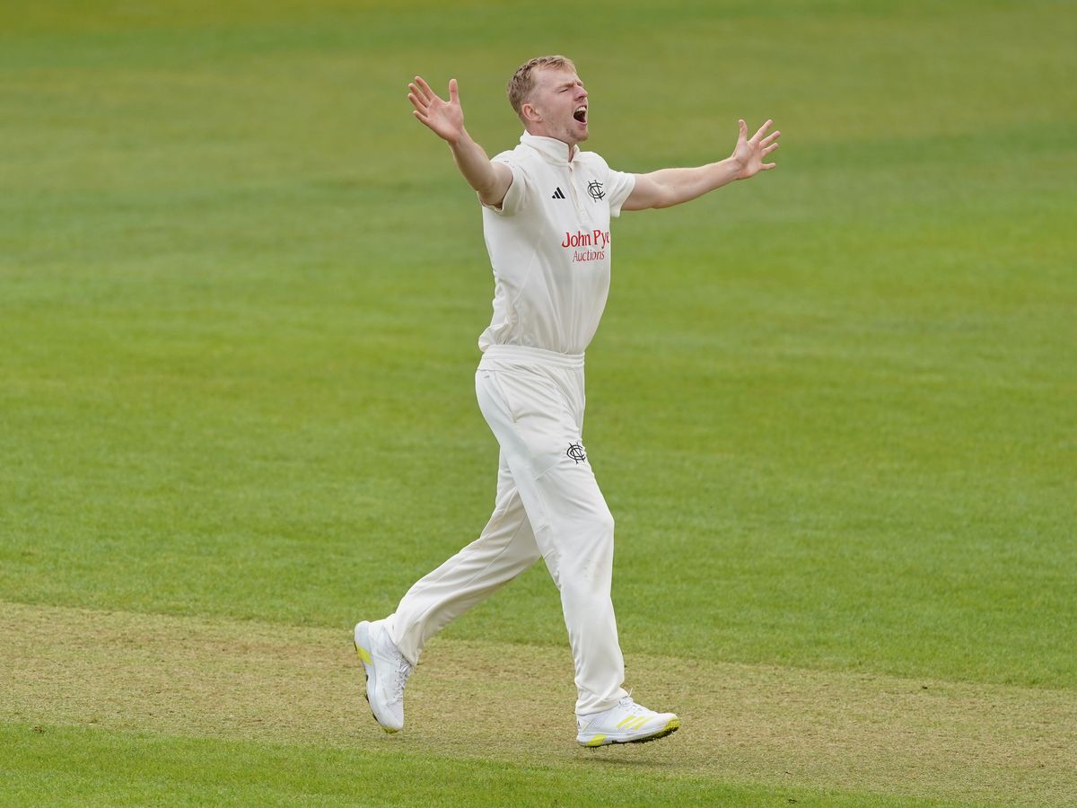 Lyndon James shines as Nottinghamshire take upper hand in Championship battle