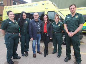 Supporting image for story: 'I owe you all my life': Husband's thanks to lifesaving paramedics