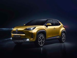 Supporting image for story: Toyota debuts new Yaris Cross