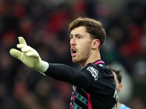 Supporting image for story: Robin Roefs’ penalty saves secures Sunderland’s spot in FA Cup fourth round