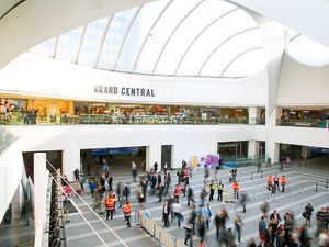 Supporting image for story: Birmingham New Street busiest station outside London