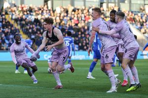 Supporting image for story: Oldham Athletic 2 Shrewsbury Town 2: Salop denied third straight win after netting in added time