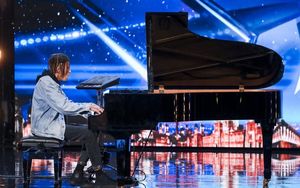 Supporting image for story