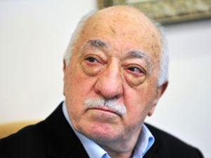 Supporting image for story: Self-exiled Turkish spiritual leader Fethullah Gulen dies in US