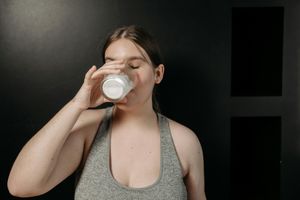 A new study suggests that drinking a glass of milk every day may reduce your risk of bowel cancer.