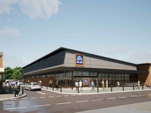Supporting image for story: Aldi gets go-ahead to take over site of rat-infested old shopping centre