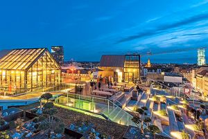 Get the drinks in – The Salling rooftop bar was a modern winter paradise