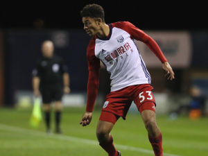 Supporting image for story: Walsall sign Max Melbourne on-loan