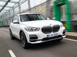 Supporting image for story: UK Drive: BMW’s X5 xDrive45e is the hybrid for all occasions