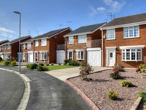 Supporting image for story: Revealed: More than 80,000 homes where no-one works