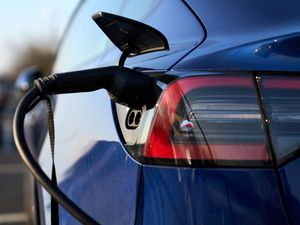 Supporting image for story: Quarter of EV charging points faulty, investigation finds